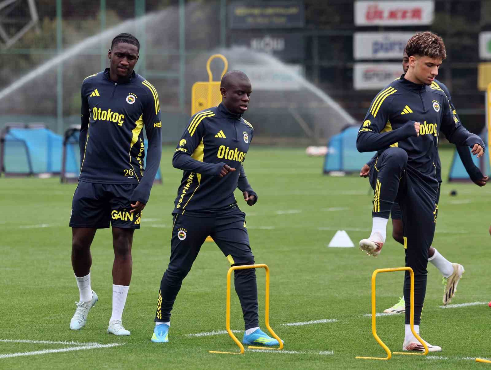 Fenerbahçe’de Konyaspor maçı hazırlıkları başladı