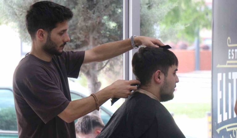 Sakarya’da Kurban Bayramı öncesi berberlerde yoğun mesai