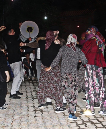 Çanakkale’de 82 yıllık bayram geleneği yaşatılıyor