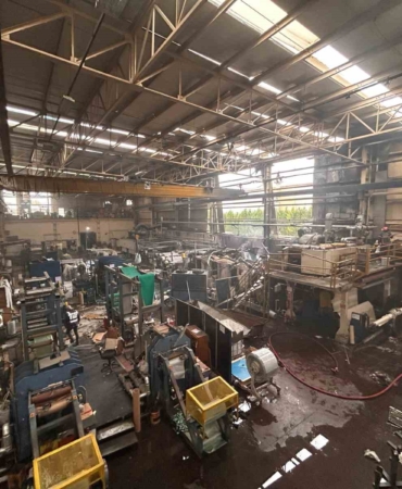 Fabrikanın buhar kazanı patladı, ortalık savaş alanına döndü: 1’i ağır 8 yaralı