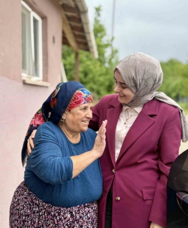 Sebahat teyzenin duası Kaymakam Kılıç’ı duygulandırdı