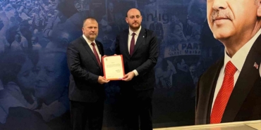 AK Parti ilçe başkanlığında görev değişimi