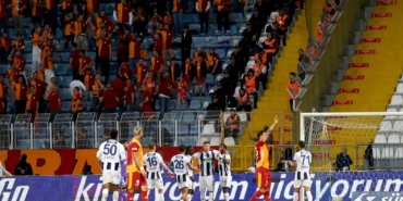 Trendyol Süper Lig: Kasımpaşa: 1 - Galatasaray: 0 (İlk yarı)