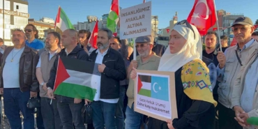 Çanakkale’de Sumud Filosu’ndaki aktivistlere destek gösterisi