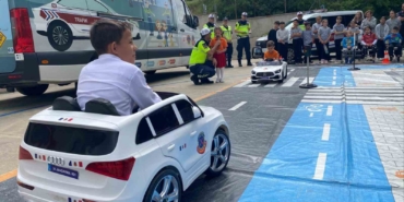 Üsküplü minik öğrenciler trafik güvenliğini jandarmadan öğrendi