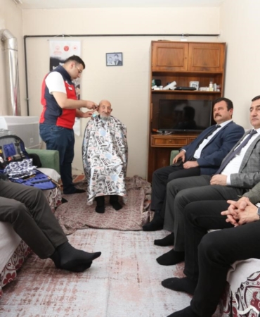 Gürsu’da çocuklara destek, büyüklere vefa