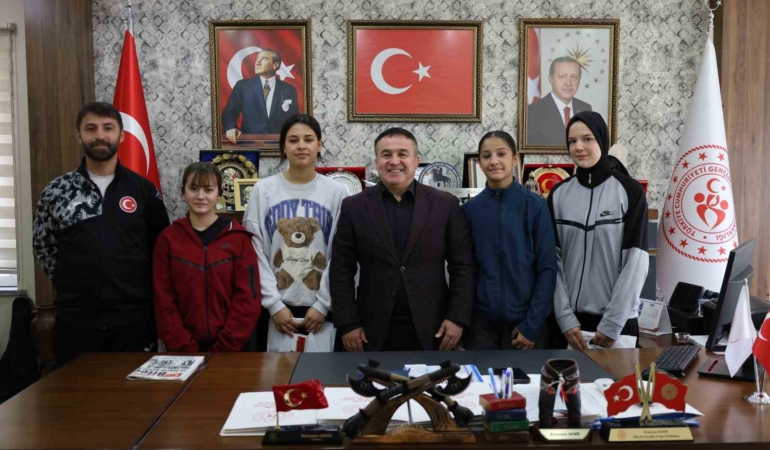 Bilecikli boksörlerden Türkiye derecesi