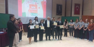 Münazarada Balıkesir şampiyonu oldular