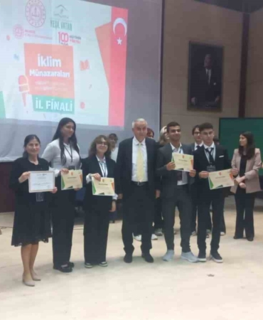Münazarada Balıkesir şampiyonu oldular