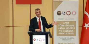 Başkan Sezer, Hatay’da afet yönetimi ve koordinasyon deneyimlerini paylaştı