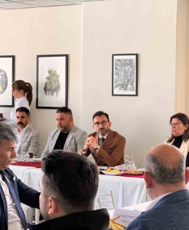 Burhaniye’de danışma kurulu toplantısı düzenlendi