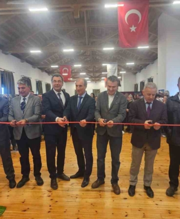 Ayvalık’ta Türk mitolojisi sergisine yoğun ilgi