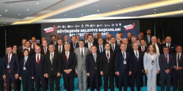 CHP’li Büyükşehir Belediye Başkanları Balıkesir’de buluştu
