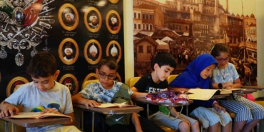 Kağıthane’de çocuklara uygulamalı eğitim veren ‘Yaşam Beceri Atölyeleri’ sürüyor