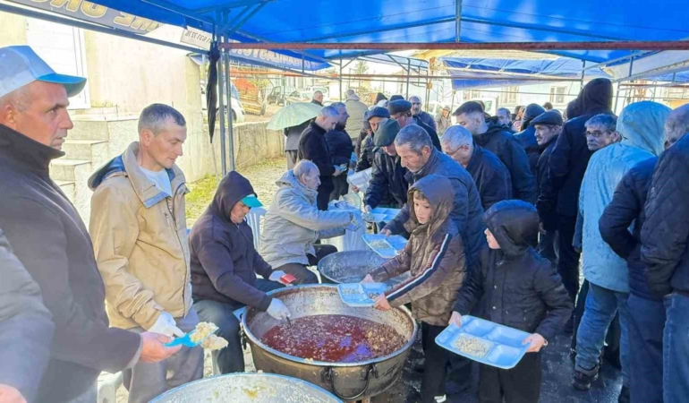Yenice’de Çal köyü hayrı yapıldı
