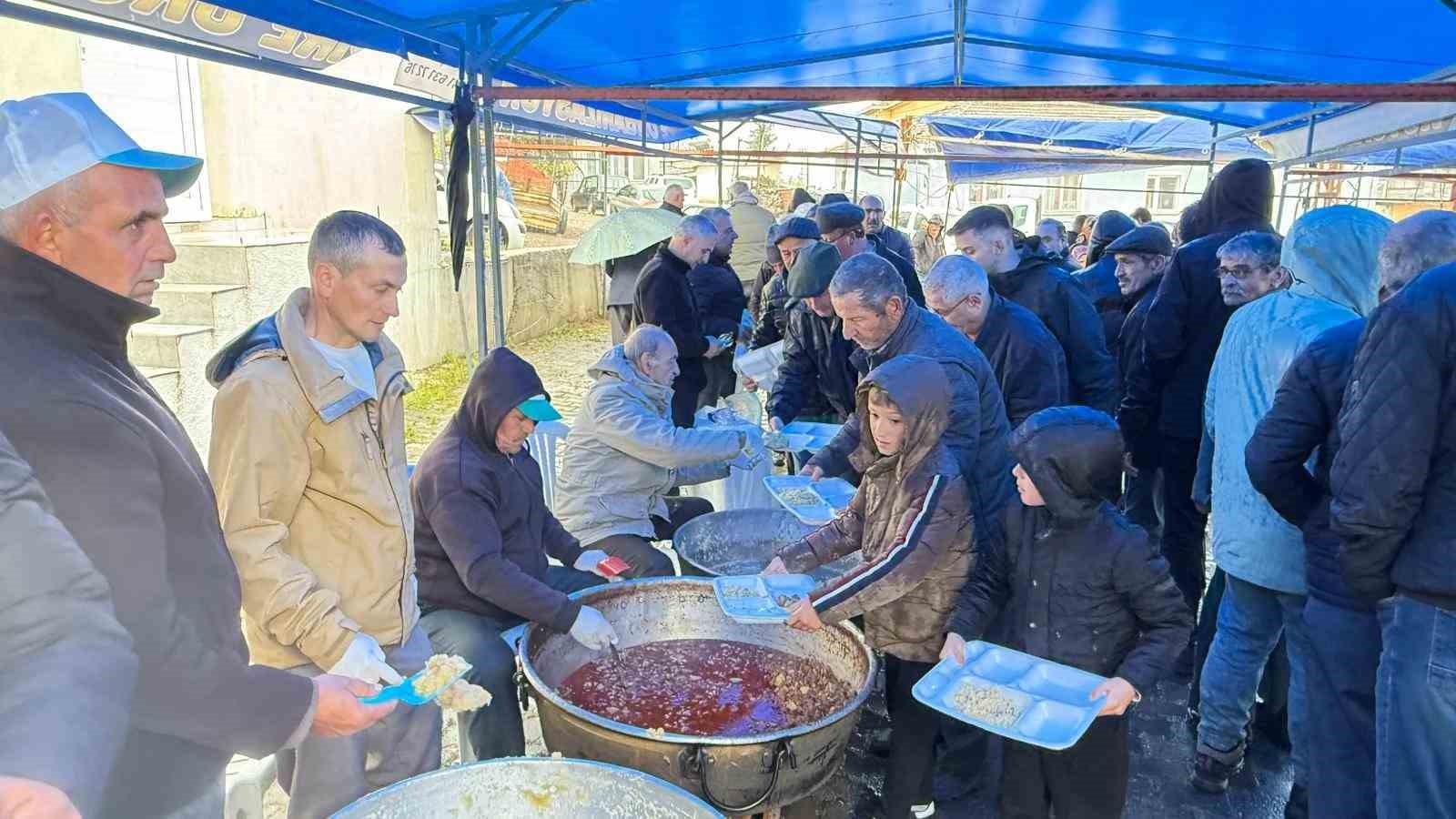 Yenice’de Çal köyü hayrı yapıldı