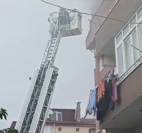 Terasta yangın paniği