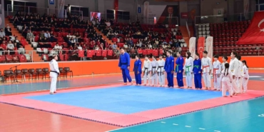 Bahçelievler’de 19 Mayıs coşkuyla kutlandı