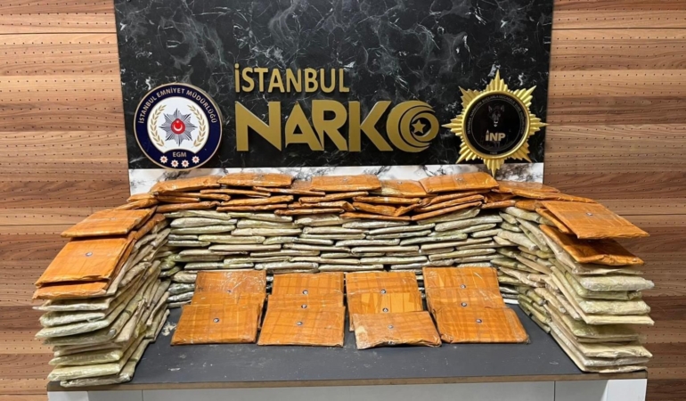 İstanbul’da uyuşturucu operasyonu: 92 kilo eroin ele geçirildi