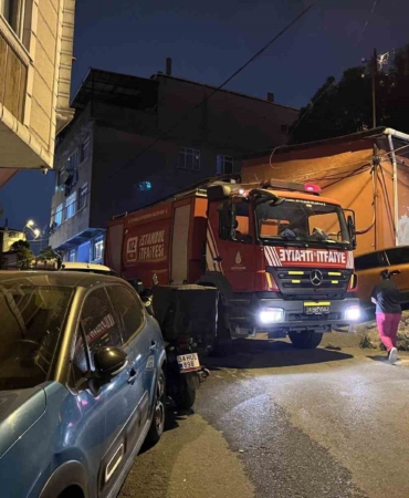 Eyüpsultan’da 3 katlı binanın bodrum katında yangın: 2’si çocuk 4 ağır yaralı