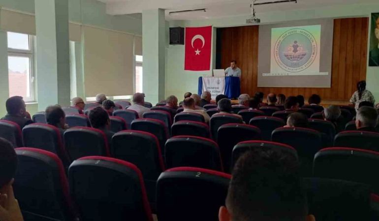 Pazaryeri’nde muhtarlara hizmet içi eğitim hamlesi