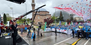 HAK-İŞ Başkanı Arslan: "Türkiye’nin bütün meydanları Taksim Meydanı’dır"
