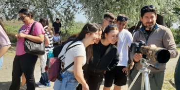 Lise öğrencilerinden sulak alan temizliği