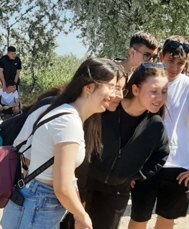 Lise öğrencilerinden sulak alan temizliği