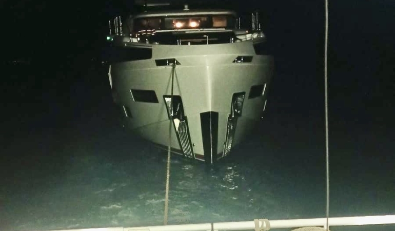 Çanakkale’de sürüklenen teknedeki 4 kişi kurtarıldı