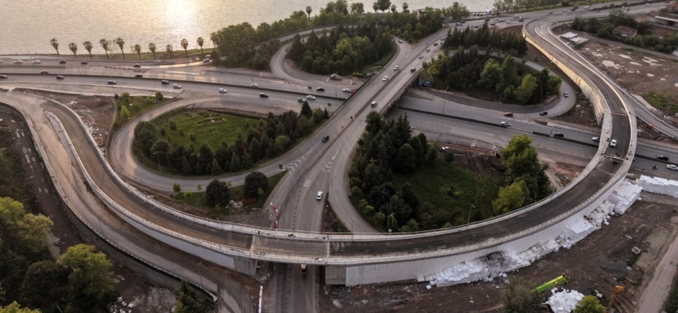 Kocaeli’de D-130’u rahatlatacak yeni bağlantı yolu hizmete girdi