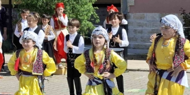 Edirne’de minik öğrencilerin gösterileri hayran bıraktı