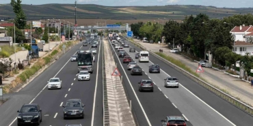 Bayram dönüşünde Tekirdağ-İstanbul yolunda yoğunluk