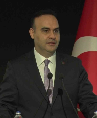 Bakan Kacır: "Türkiye üretime baktığımız zaman özellikle askeri kullanımda dronlar’da lider konumunda"