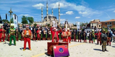 Edirne’de fetih coşkusu: Selimiye Meydanı’nda mehteran konseri düzenlendi