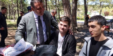 Vali Sözer, YKS öncesi öğrencilerle buluştu