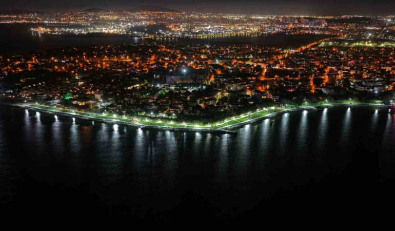 Tuzla’nın parkları daha aydınlık ve güvenli hale getirildi