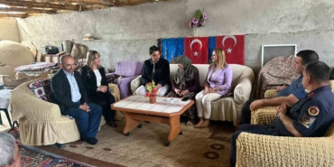 Refiye anne bayramda yalnız kalmadı