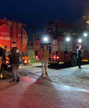 Bursa’da menteşe imalathanesinde yangın