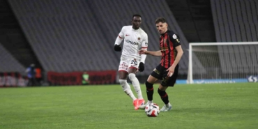 Trendyol Süper Lig: Fatih Karagümrük: 1 - Gençlerbirliği: 0 (Maç sonucu)