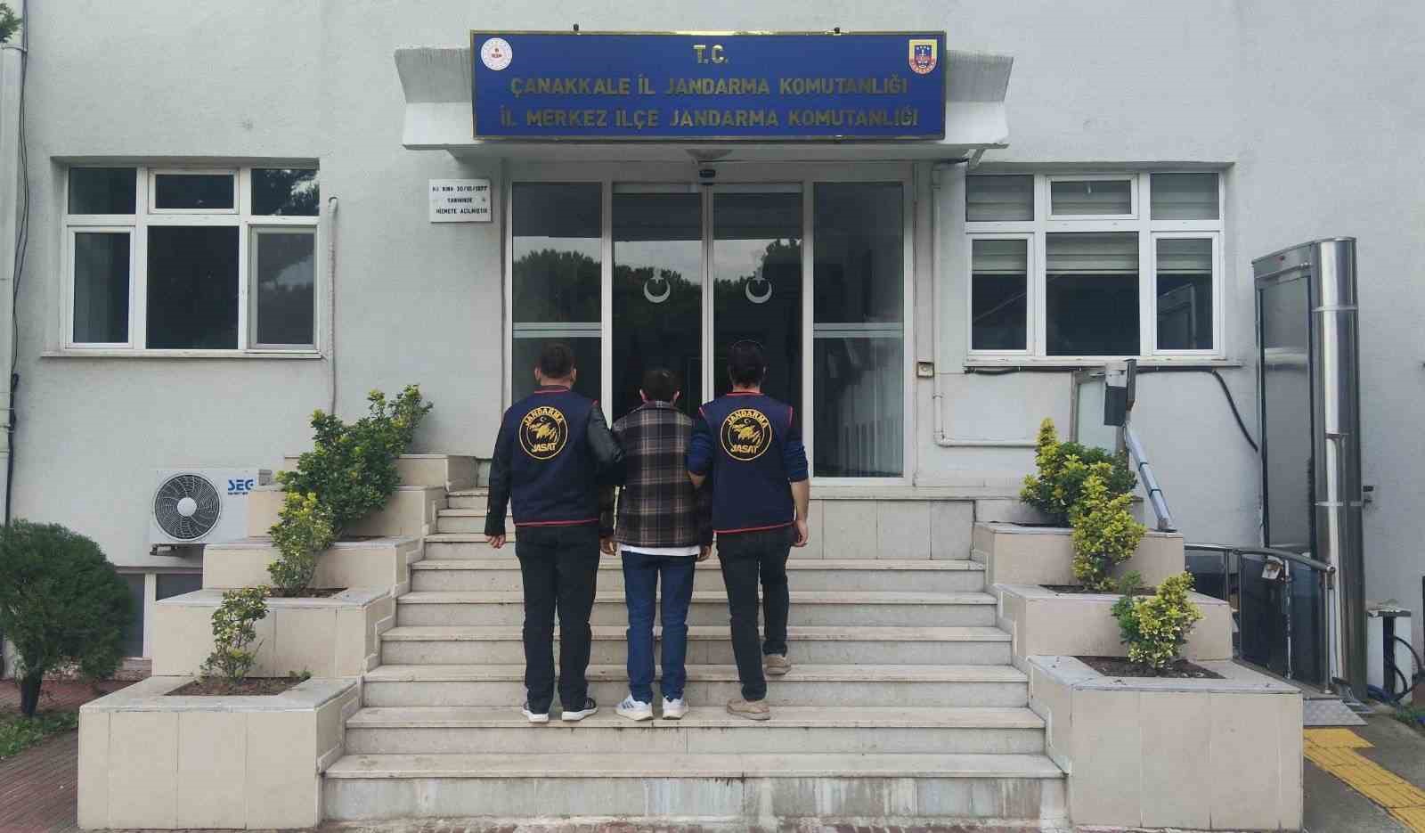 Çanakkale’de çeşit suçlardan aranması olan 10 şüpheli tutuklandı