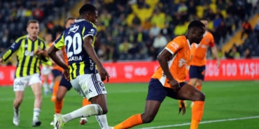 Trendyol Süper Lig: Fenerbahçe: 3 - RAMS Başakşehir: 1 (Maç sonucu)