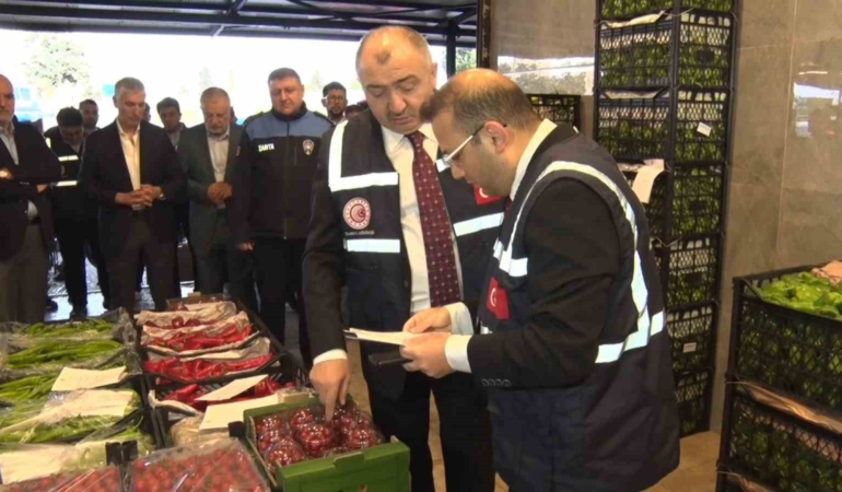 Bayrampaşa Sebze ve Meyve Hali’nde fahiş fiyat ve ürün denetimi