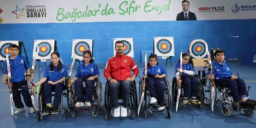 Bağcılar’da Engelli Çocuk Okçuluk Takımı kuruldu
