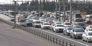 Kurban Bayramı tatilinin başlamasıyla TEM’de yoğunluk oluştu