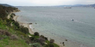 Çanakkale Boğazı’ndaki bombardımanın en net görüldüğü Baykuş iskelesi ve cephe hattı drone ile görüntülendi
