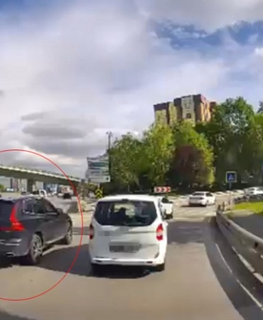 Ataşehir’de taralı alandan kaynak kamerada: Hem kural ihlali yaptı hem de diğer sürücü ile tartıştı