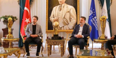 Şampiyon hentbolculardan Başkan Vekili Biba’ya ziyaret