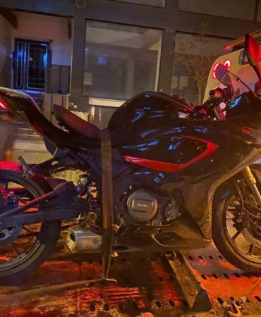 Arnavutköy’de yunus polislerinden dikkat çeken operasyon: Anahtardan çalıntı motosiklet çıktı