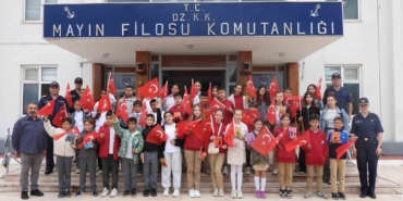 Mayın Filosu Komutanlığı kapılarını ortaokul öğrencilerine açtı