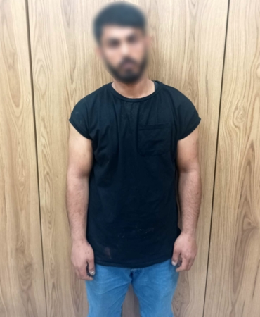 Arnavutköy’de apartman önünden bebek arabası çalan hırsız yakalandı